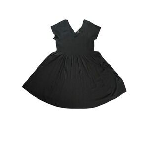 Torrid Black Fit & Flare Dress Size‎ 5 V-Neck Short Sleeve Stretchy